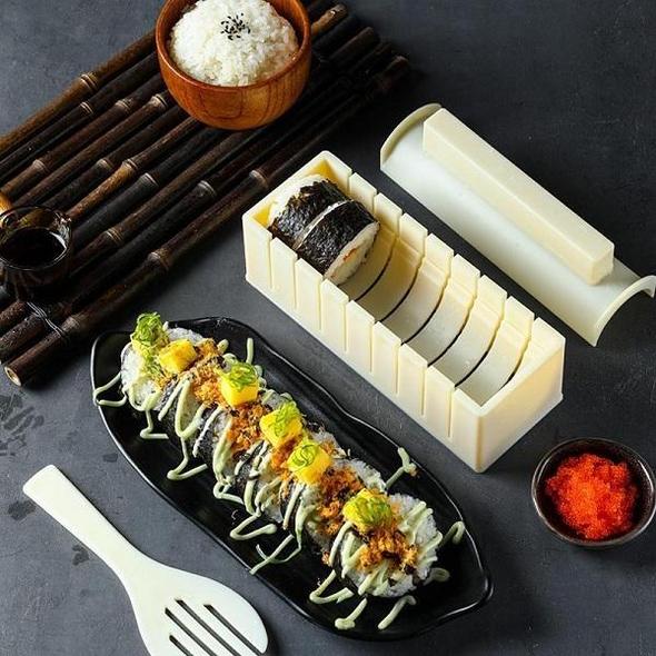 SushiMeister™ – Everything for Your Perfect Sushi Roll at Home