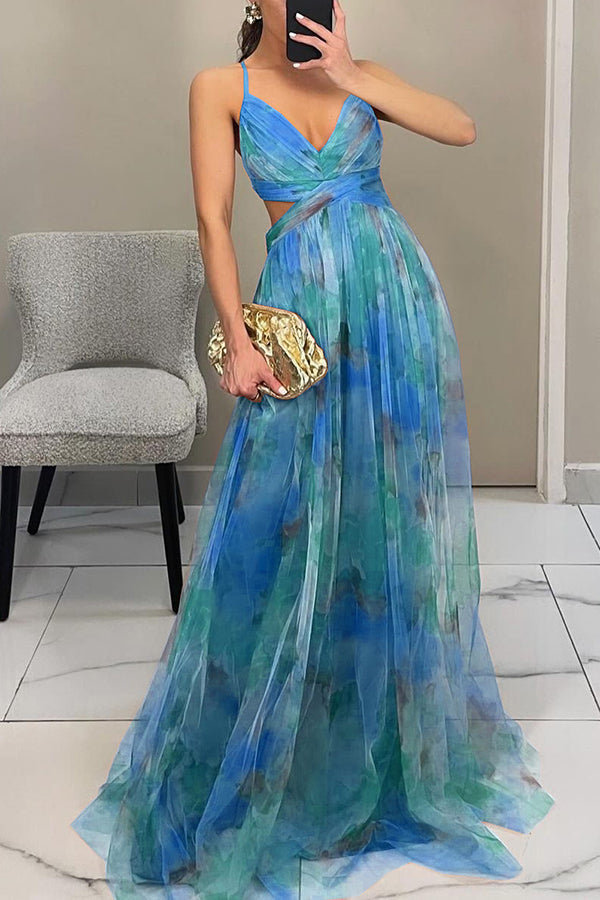 Giselle™ – Floral Maxi Dress with Cut-Out Waist and Tulle Skirt