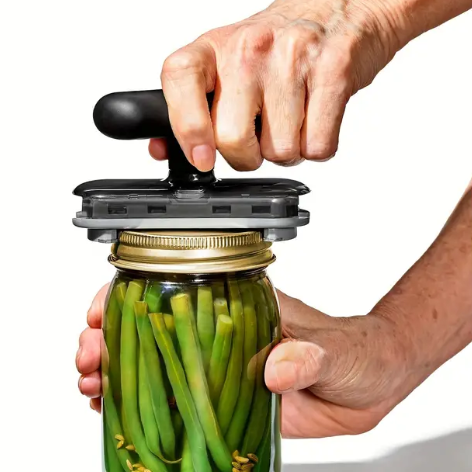 EasyTwist™ – The Helper for Easily Opening All Jars