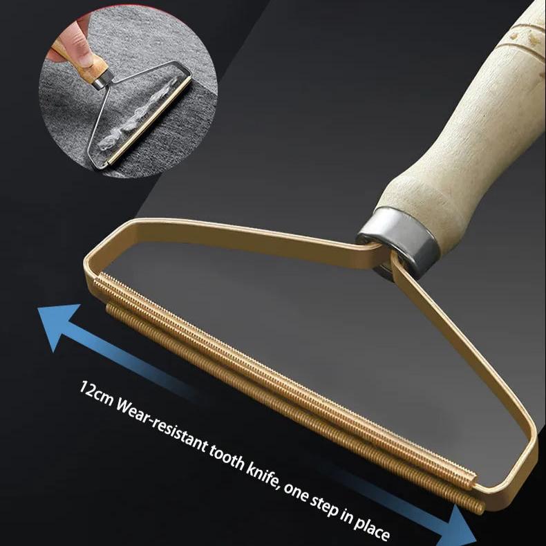 Scratchy™ | Fast and Effective Pet Hair Removal in a Single Step