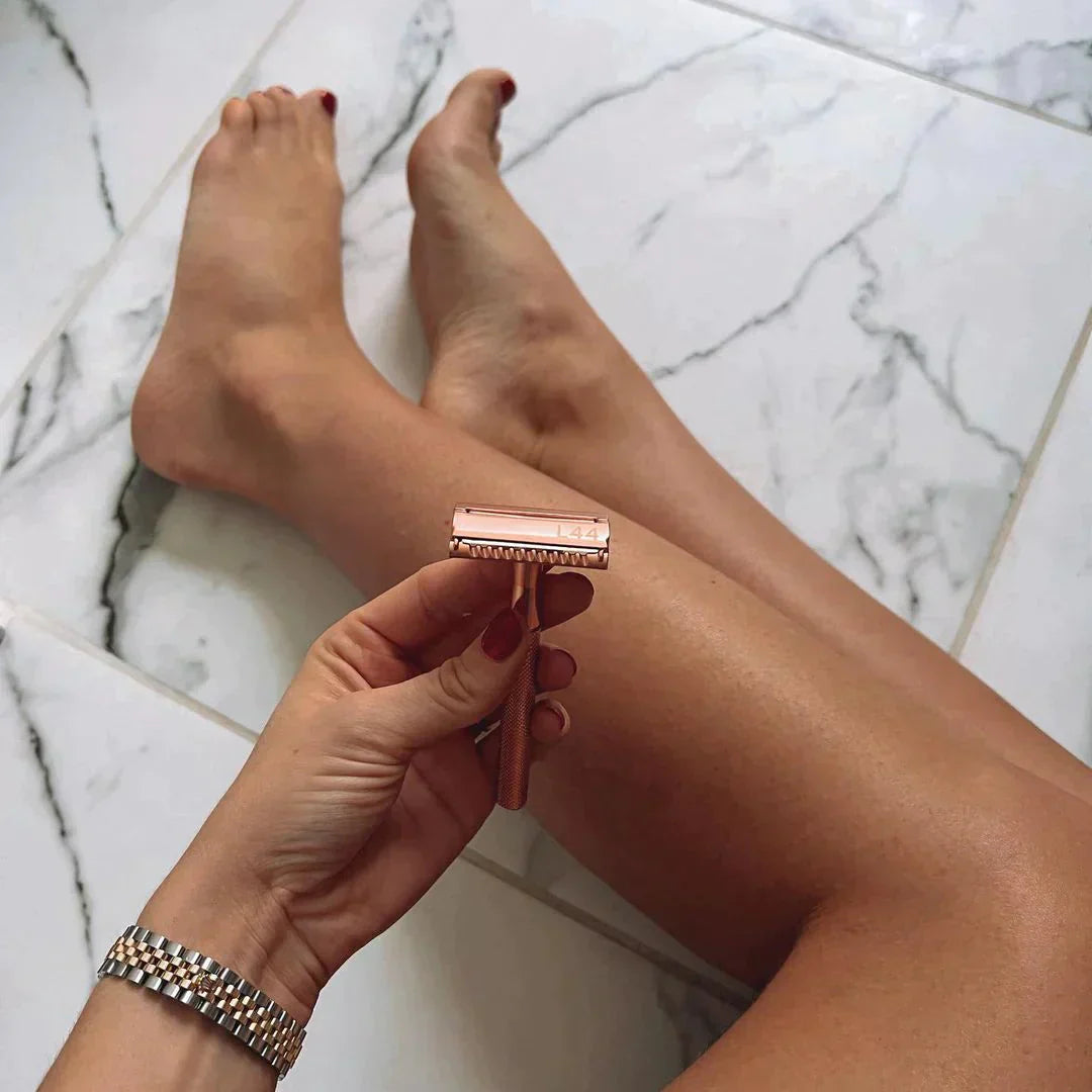 SmoothShave™ Safety Razor + 10 Free Premium Blades